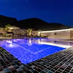 Апартаменты Grey House Бол