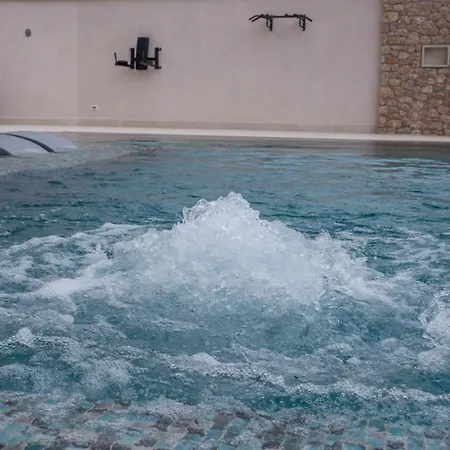 Lägenhet Grey House