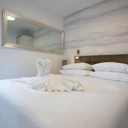 Grey House Apartman Bol