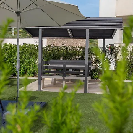 Apartman Grey House *