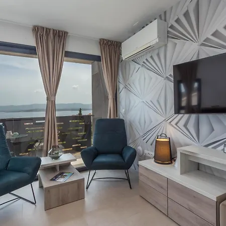 Grey House Apartman Bol